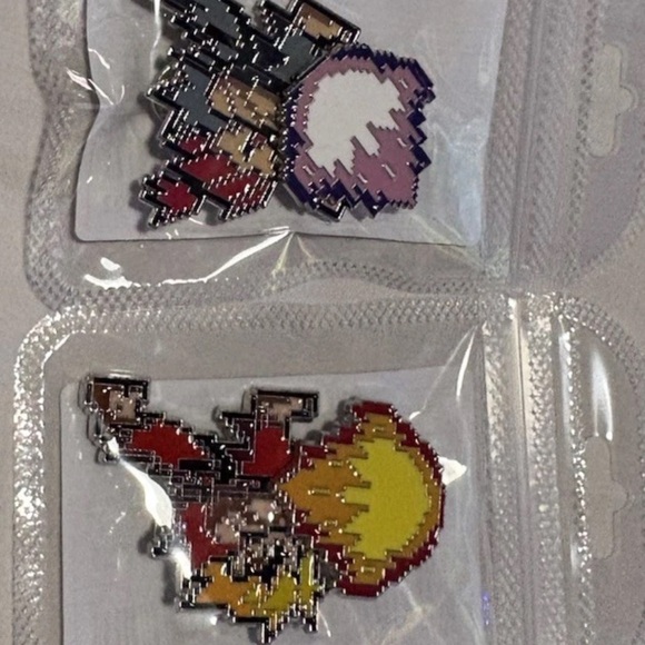Street Fighter Ken & Akuma Zinc 2 Piece Pins - Picture 4 of 4